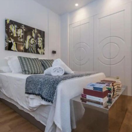 Apartamento De Lujo En Neptuno Lägenhet Madrid Exteriör bild